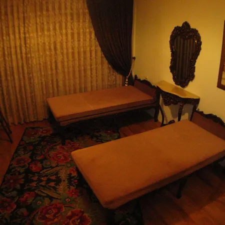 호스텔 Chambers Of The Boheme