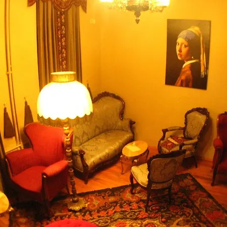 Chambers Of The Boheme Hostel