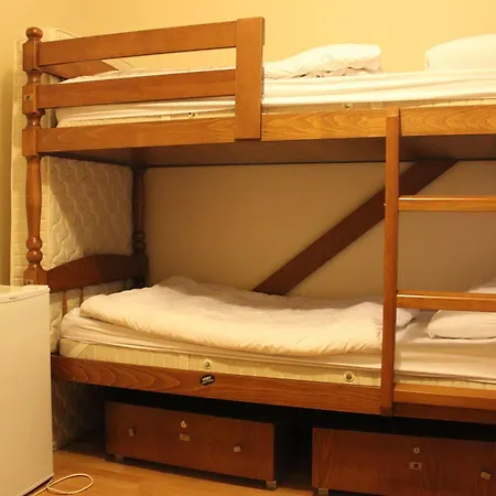 Hostel Chambers Of The Boheme *