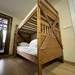 Chambers Of The Boheme Hostel Stambuł