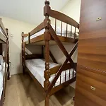 Hostel Chambers Of The Boheme *