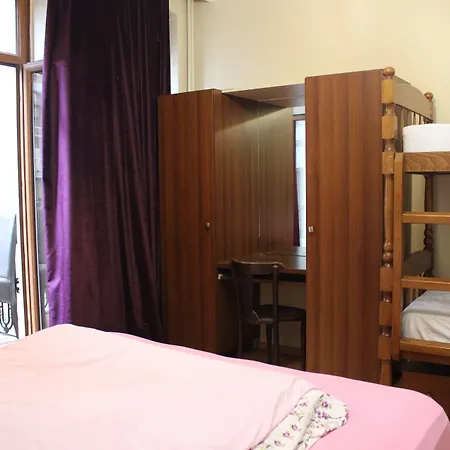 Hostel Chambers Of The Boheme Istanboel